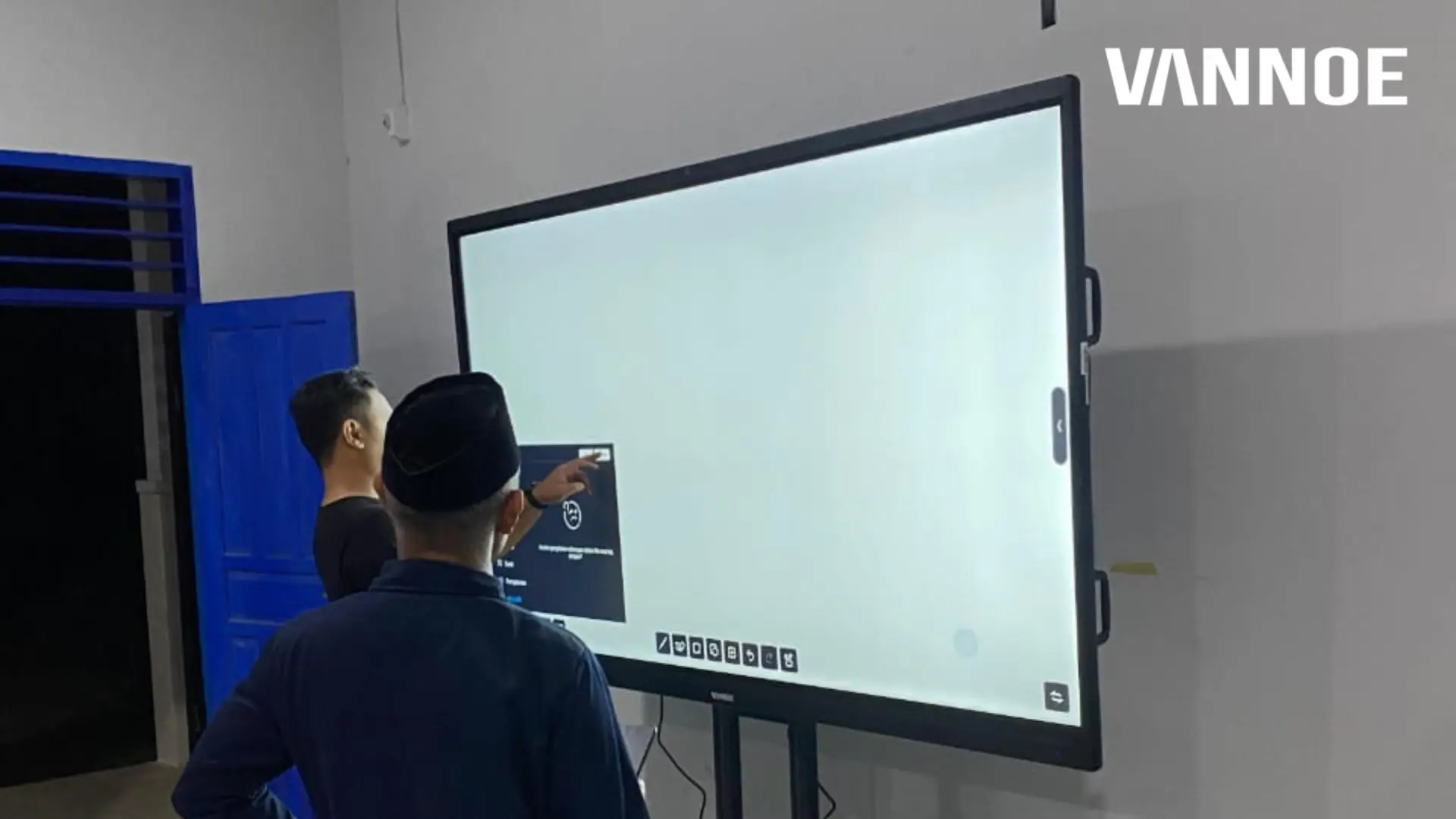 Smartboard Interactive Flat Panel
