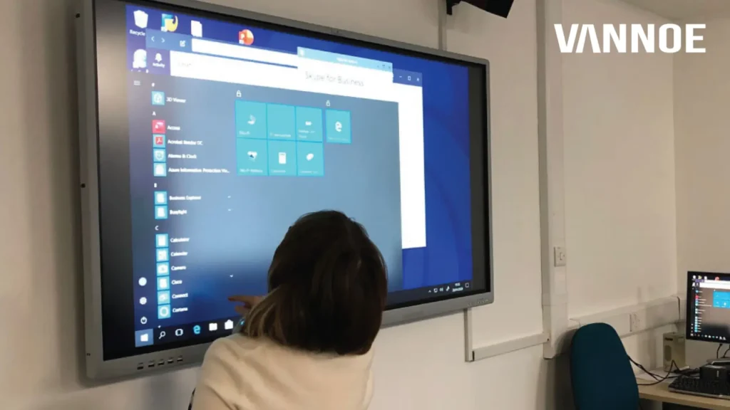 Papan Tulis Touchscreen